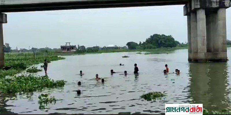 মুন্সিগঞ্জে ৯৯৯ এ কল দিয়েও সাহায্য পায়নি গ্রামবাসী মুন্সিগঞ্জে ৯৯৯ এ কল দিয়েও সাহায্য পায়নি গ্রামবাসী