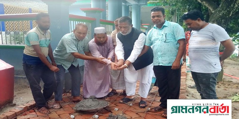 আদমদীঘির বাবা আদম (রঃ) মসজিদের রাস্তার ঢালাই কাজের উদ্ধোধন আদমদীঘির বাবা আদম (রঃ) মসজিদের রাস্তার ঢালাই কাজের উদ্ধোধন