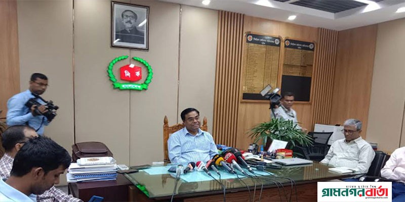 এনআইডি আপাতত ইসির অধীনেই থাকছে: ইসি সচিব এনআইডি আপাতত ইসির অধীনেই থাকছে: ইসি সচিব