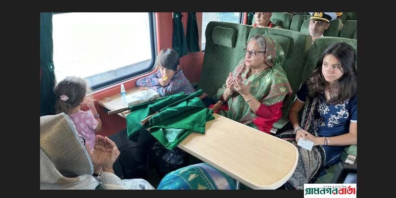 টিকিট কেটে ও মোনাজাতের মাধ্যমে ট্রেন যাত্রা শুরু করলেন প্রধানমন্ত্রী টিকিট কেটে ও মোনাজাতের মাধ্যমে ট্রেন যাত্রা শুরু করলেন প্রধানমন্ত্রী