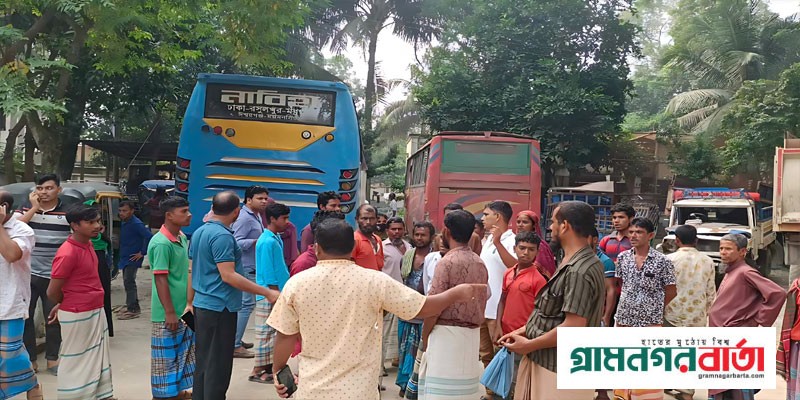 সাতসকালে দুই জেলায় সড়কে ঝরল ৯ প্রাণ সাতসকালে দুই জেলায় সড়কে ঝরল ৯ প্রাণ