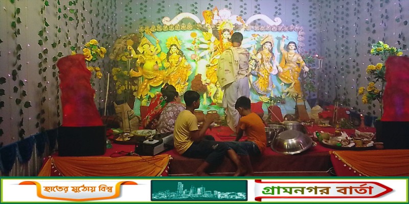 নন্দীগ্রামে উৎসবমুখর পরিবেশে দুর্গোৎসব চলছে নন্দীগ্রামে উৎসবমুখর পরিবেশে দুর্গোৎসব চলছে