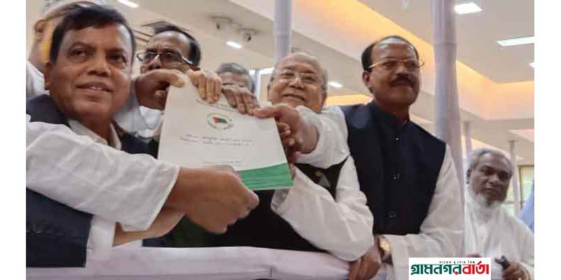 দ্বিতীয়দিনে উৎসবমুখর পরিবেশে ফরম বিক্রি করছে আওয়ামী লীগ দ্বিতীয়দিনে উৎসবমুখর পরিবেশে ফরম বিক্রি করছে আওয়ামী লীগ