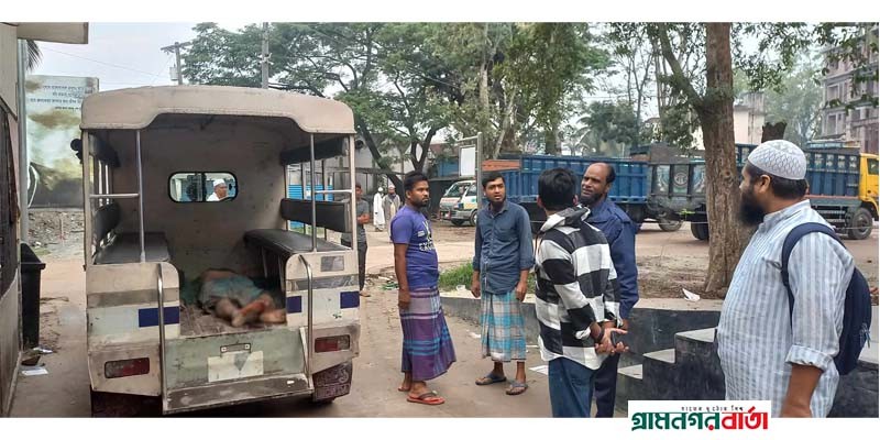 মাদারীপুরের শিবচরে ডাকাতি করে পালানোর সময় গণপিটুনিতে ১ জন নিহত মাদারীপুরের শিবচরে ডাকাতি করে পালানোর সময় গণপিটুনিতে ১ জন নিহত