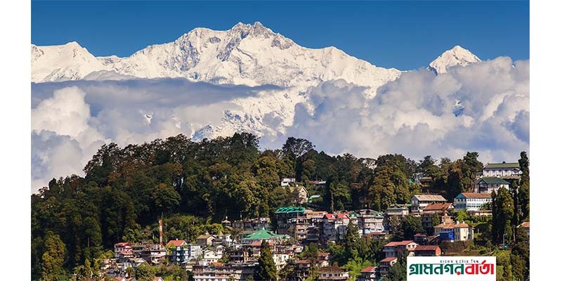 দার্জিলিংয়ের পর রায়গঞ্জেও দুটি হোটেল বাংলাদেশিদের বয়কট করেছে দার্জিলিংয়ের পর রায়গঞ্জেও দুটি হোটেল বাংলাদেশিদের বয়কট করেছে