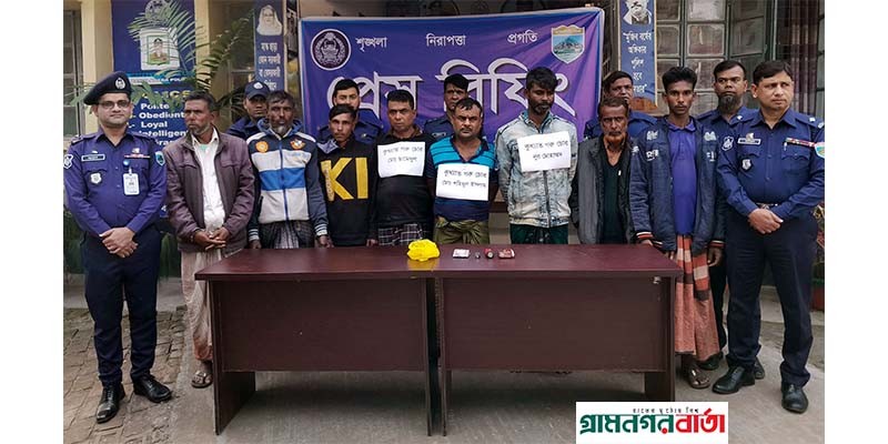 নন্দীগ্রামে ৩ কুখ্যাত গরু চোরসহ গ্রেপ্তার ৮ নন্দীগ্রামে ৩ কুখ্যাত গরু চোরসহ গ্রেপ্তার ৮