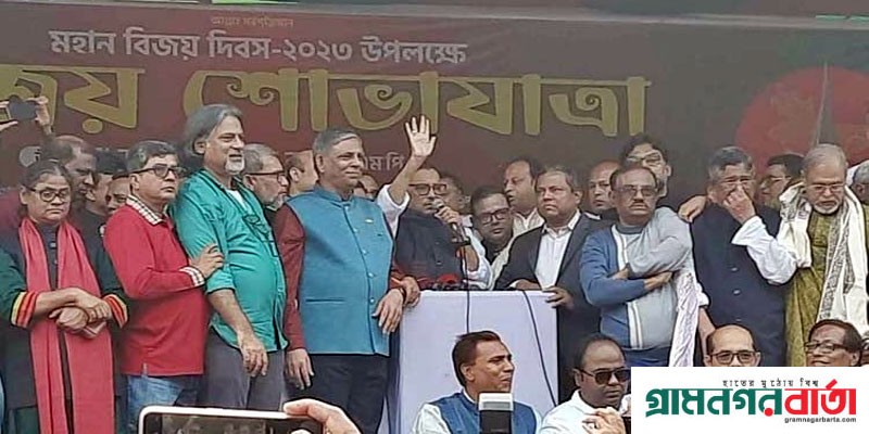 রেলে যারা আগুন দিয়েছে, তাদের ক্ষমা নেই রেলে যারা আগুন দিয়েছে, তাদের ক্ষমা নেই