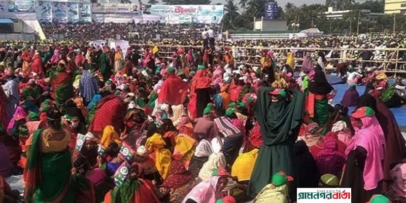 প্রধানমন্ত্রীর জনসভায় মানুষের ঢল প্রধানমন্ত্রীর জনসভায় মানুষের ঢল