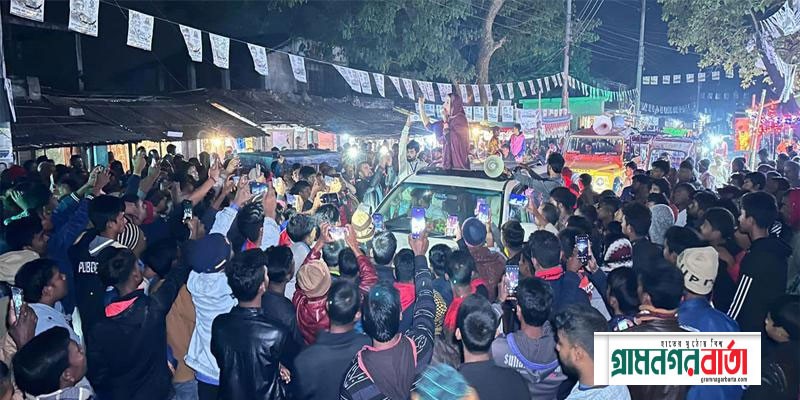 বাড়তি মাইক ব্যবহার করে জরিমানা গুনলেন মাহিয়া মাহি বাড়তি মাইক ব্যবহার করে জরিমানা গুনলেন মাহিয়া মাহি
