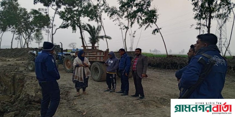নন্দীগ্রামে অবৈধভাবে পুকুর খনন-মাটি বিক্রয় করার অপরাধে মামলা ও জরিমানা নন্দীগ্রামে অবৈধভাবে পুকুর খনন-মাটি বিক্রয় করার অপরাধে মামলা ও জরিমানা
