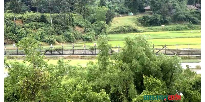 নাইক্ষ্যংছড়ি সীমান্তের ২৪০ পরিবারকে নিরাপদ আশ্রয়ে নেয়ার নির্দেশ নাইক্ষ্যংছড়ি সীমান্তের ২৪০ পরিবারকে নিরাপদ আশ্রয়ে নেয়ার নির্দেশ