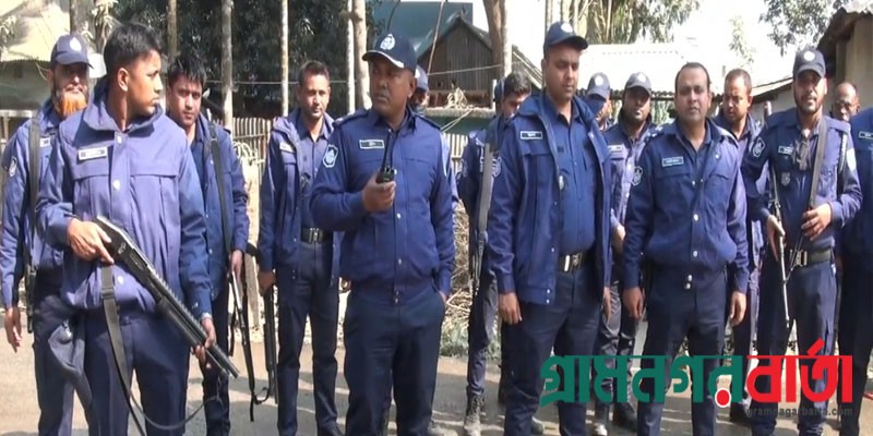 পঞ্চগড়ে আহমদিয়া সম্প্রদায়ের সালনা জলসা ঘিরে কঠোর নিরাপত্তা জোড়দার পঞ্চগড়ে আহমদিয়া সম্প্রদায়ের সালনা জলসা ঘিরে কঠোর নিরাপত্তা জোড়দার