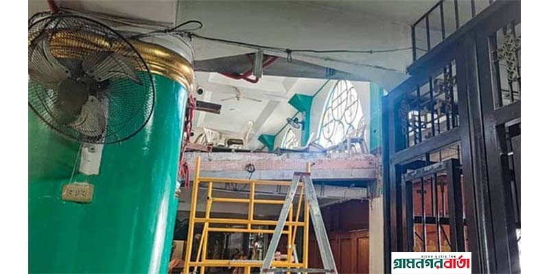ফিলিপাইনে গির্জার বারান্দা ধসে ৫৪ জন আহত ফিলিপাইনে গির্জার বারান্দা ধসে ৫৪ জন আহত