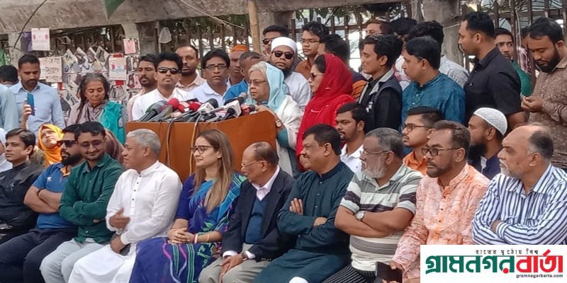 আইনশৃঙ্খলা বাহিনী ও বিচারবিভাগ আজ সম্পূর্ণ পদদলিত আইনশৃঙ্খলা বাহিনী ও বিচারবিভাগ আজ সম্পূর্ণ পদদলিত