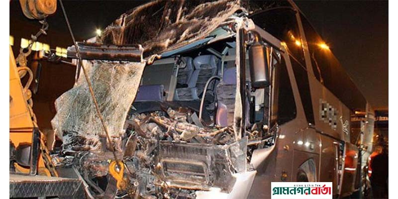 মালিতে বাস-ট্রাক সংঘর্ষ- নিহত ১৫ মালিতে বাস-ট্রাক সংঘর্ষ- নিহত ১৫