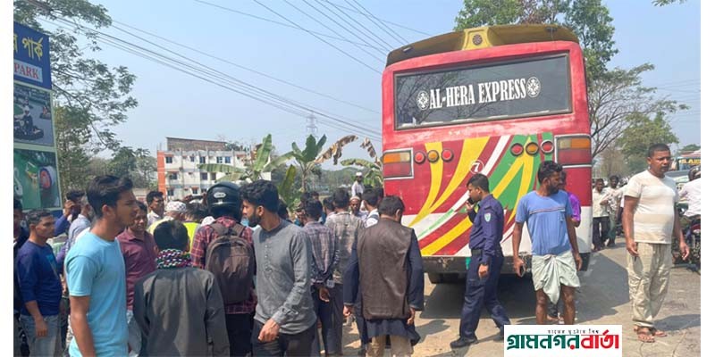 সিলেটে বাসের ধাক্কায় পুলিশ সদস্য নিহত সিলেটে বাসের ধাক্কায় পুলিশ সদস্য নিহত