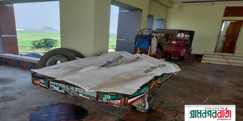 ভাঙ্গায় বাস উল্টে নিহত ৩, আহত ১০ ভাঙ্গায় বাস উল্টে নিহত ৩, আহত ১০