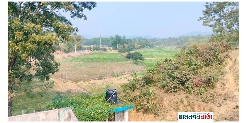 সেন্টমার্টন সীমান্তে ভেসে আসছে মর্টারশেল ও গোলার শব্দ সেন্টমার্টন সীমান্তে ভেসে আসছে মর্টারশেল ও গোলার শব্দ