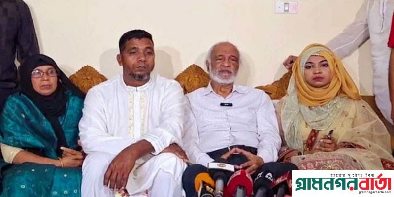 সরকার ভিন্নমত প্রকাশের সুযোগ দিচ্ছে না: মঈন খান সরকার ভিন্নমত প্রকাশের সুযোগ দিচ্ছে না: মঈন খান