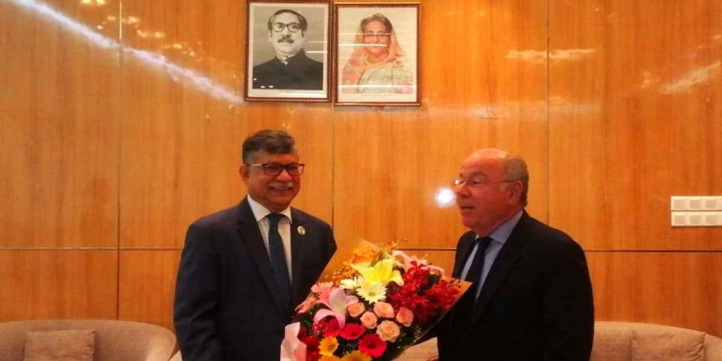 দুই দিনের সফরে ঢাকায় পৌঁছেছেন ব্রাজিলের পররাষ্ট্রমন্ত্রী দুই দিনের সফরে ঢাকায় পৌঁছেছেন ব্রাজিলের পররাষ্ট্রমন্ত্রী