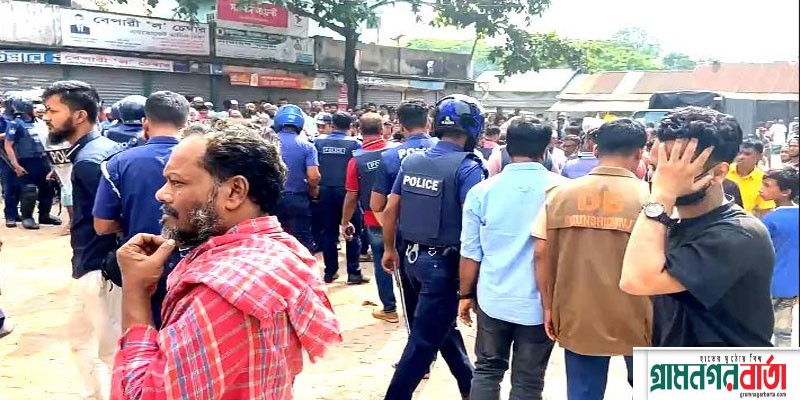 টঙ্গীবাড়ীতে সাবেক যুবলীগ নেতাকে কুপিয়ে হত্যা টঙ্গীবাড়ীতে সাবেক যুবলীগ নেতাকে কুপিয়ে হত্যা