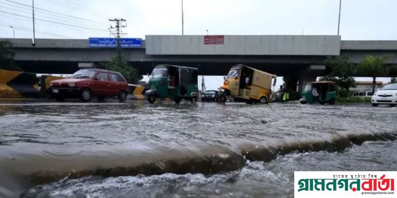 পাকিস্তানে ভারী বর্ষণ ও বজ্রপাতে প্রাণহানি ৩৯ পাকিস্তানে ভারী বর্ষণ ও বজ্রপাতে প্রাণহানি ৩৯