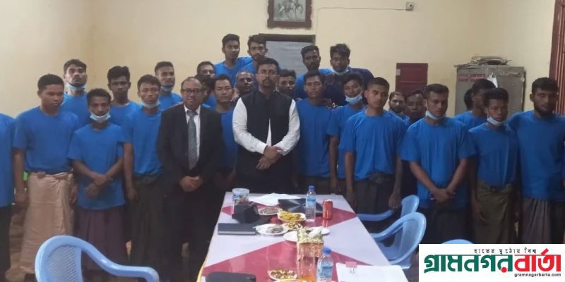 মিয়ানমার হতে ফিরলেন ১৭৩ বাংলাদেশি মিয়ানমার হতে ফিরলেন ১৭৩ বাংলাদেশি