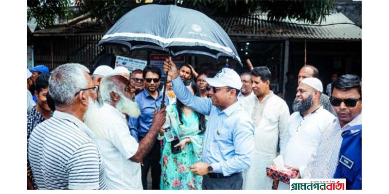 তীব্র দাবদাহ: মুন্সীগঞ্জে পানি-ছাতার ব্যাতিক্রম বুথ তীব্র দাবদাহ: মুন্সীগঞ্জে পানি-ছাতার ব্যাতিক্রম বুথ