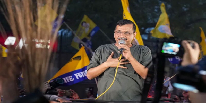 মোদী অবসর নেবেন, প্রধানমন্ত্রী হবেন অমিত শাহ : কেজরিওয়াল মোদী অবসর নেবেন, প্রধানমন্ত্রী হবেন অমিত শাহ : কেজরিওয়াল