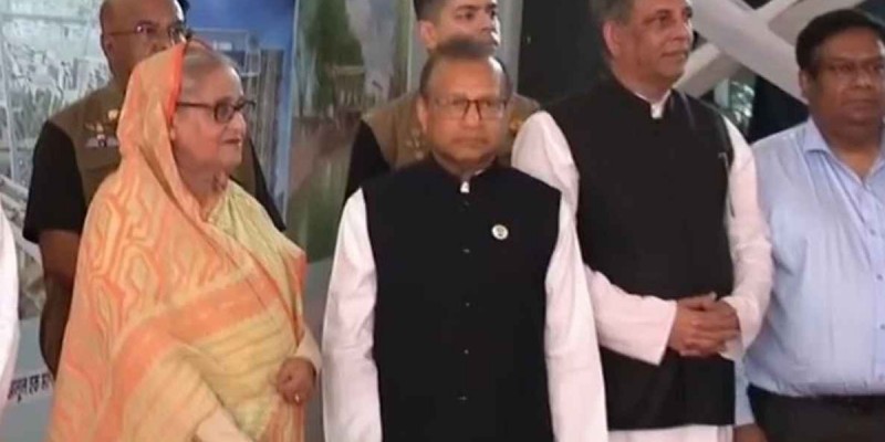 বঙ্গবাজার মার্কেটসহ চার প্রকল্পের উদ্বোধন করলেন প্রধানমন্ত্রী বঙ্গবাজার মার্কেটসহ চার প্রকল্পের উদ্বোধন করলেন প্রধানমন্ত্রী
