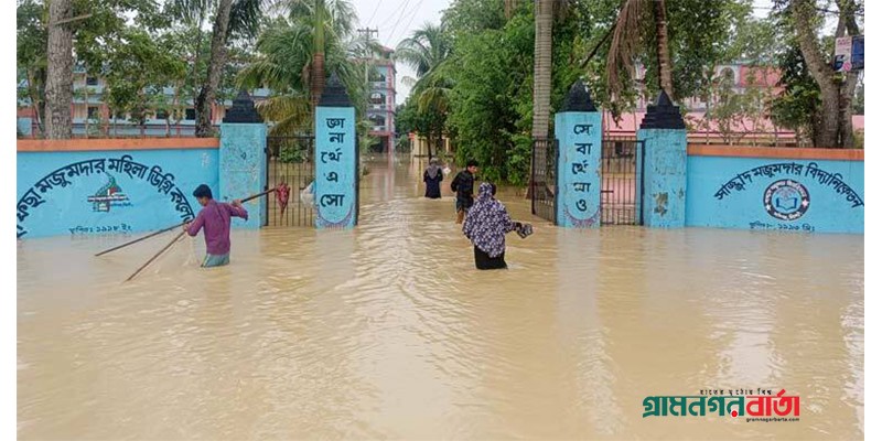 সিলেটে বন্যার মধ্যে ভোট গ্রহণ, ক্ষুব্ধ এলাকাবাসী সিলেটে বন্যার মধ্যে ভোট গ্রহণ, ক্ষুব্ধ এলাকাবাসী
