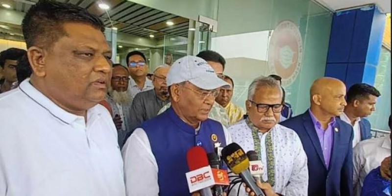 সিলেটে বন্যা পরিস্থিতি দেখতে আসলেন দুর্যোগ ব্যবস্থাপনা ও ত্রাণ প্রতিমন্ত্রী 