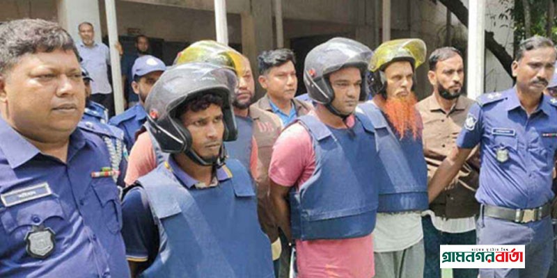 কারাগারের ছাদ ফুটো করে পালিয়েও রক্ষা পেলেন না ৪ ফাঁসির আসামি কারাগারের ছাদ ফুটো করে পালিয়েও রক্ষা পেলেন না ৪ ফাঁসির আসামি