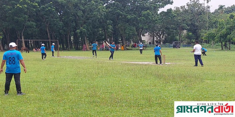 পঞ্চগড়ে ও লালমনিরহাট স্কুল শিক্ষকদের নিয়ে প্রীতি ক্রিকেট খেলা অনুষ্ঠিত পঞ্চগড়ে ও লালমনিরহাট স্কুল শিক্ষকদের নিয়ে প্রীতি ক্রিকেট খেলা অনুষ্ঠিত