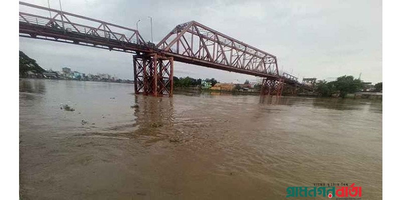 সিলেটে হচ্ছে বৃষ্টিপাত, বাড়ছে নদ-নদীর পানি সিলেটে হচ্ছে বৃষ্টিপাত, বাড়ছে নদ-নদীর পানি