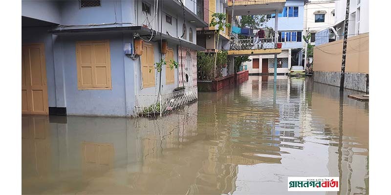 সিলেট জুড়ে বার বার বন্যা !! জীবন যাত্রায় ভোগান্তি সিলেট জুড়ে বার বার বন্যা !! জীবন যাত্রায় ভোগান্তি