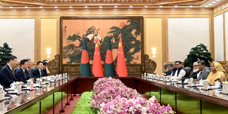 চীনের প্রেসিডেন্টের সঙ্গে প্রধানমন্ত্রী শেখ হাসিনার সাক্ষাৎ চীনের প্রেসিডেন্টের সঙ্গে প্রধানমন্ত্রী শেখ হাসিনার সাক্ষাৎ