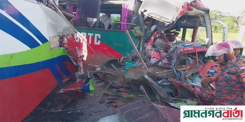 ভাঙ্গায় দুটি বাসের সংঘর্ষে তিনজন নিহত, আহত ৩০ ভাঙ্গায় দুটি বাসের সংঘর্ষে তিনজন নিহত, আহত ৩০