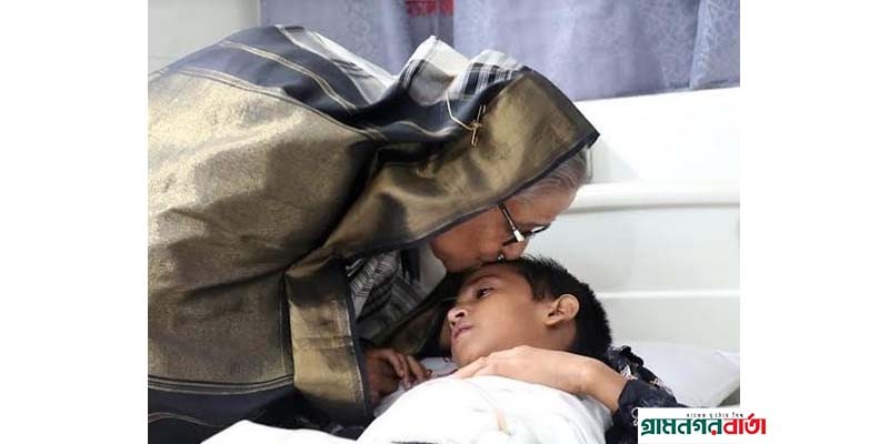 সাম্প্রতিক তান্ডবে আহতদের দেখতে সোহরাওয়ার্দী হাসপাতাল পরিদর্শন প্রধানমন্ত্রীর সাম্প্রতিক তান্ডবে আহতদের দেখতে সোহরাওয়ার্দী হাসপাতাল পরিদর্শন প্রধানমন্ত্রীর