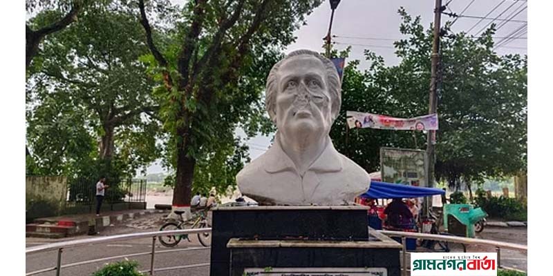 শিল্পাচার্য জয়নুল আবেদিনের আবক্ষ ভাস্কর্য ভাঙচুর শিল্পাচার্য জয়নুল আবেদিনের আবক্ষ ভাস্কর্য ভাঙচুর