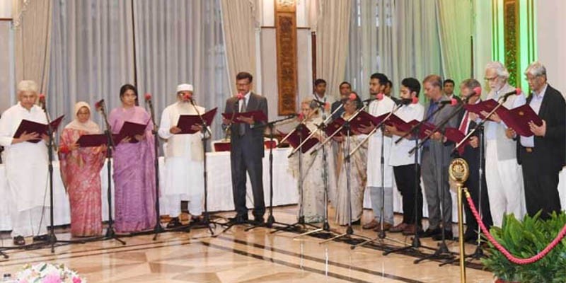 আন্দোলনে আহত সবার চিকিৎসার সম্পূর্ণ ব্যয় বহন করাসহ ৮ সিদ্ধান্ত আন্দোলনে আহত সবার চিকিৎসার সম্পূর্ণ ব্যয় বহন করাসহ ৮ সিদ্ধান্ত