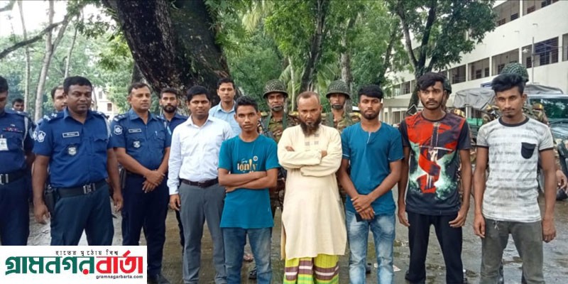 সরকারি বালু বিক্রির দায়ে শিবচরে ৫ জনকে জেল সরকারি বালু বিক্রির দায়ে শিবচরে ৫ জনকে জেল