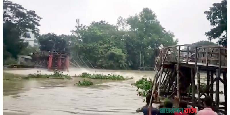 দেশে ১১ জেলায় বন্যা : মৃত্যু বেড়ে ৩১ দেশে ১১ জেলায় বন্যা : মৃত্যু বেড়ে ৩১