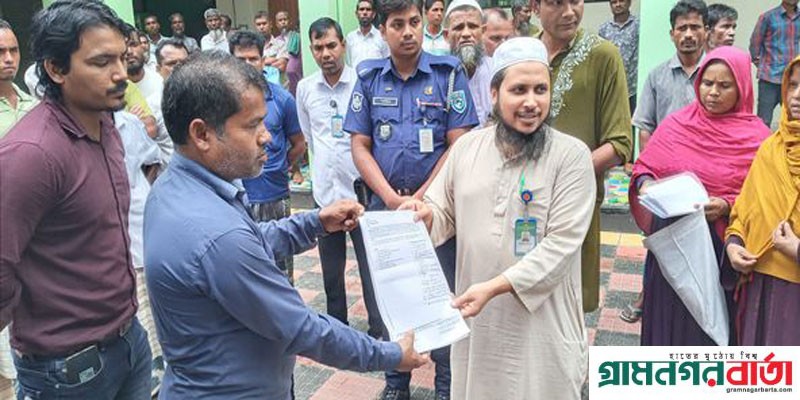 পঞ্চগড়ে ইউপি চেয়ারম্যানের পদত্যাগের দাবীতে মানববন্ধন পঞ্চগড়ে ইউপি চেয়ারম্যানের পদত্যাগের দাবীতে মানববন্ধন