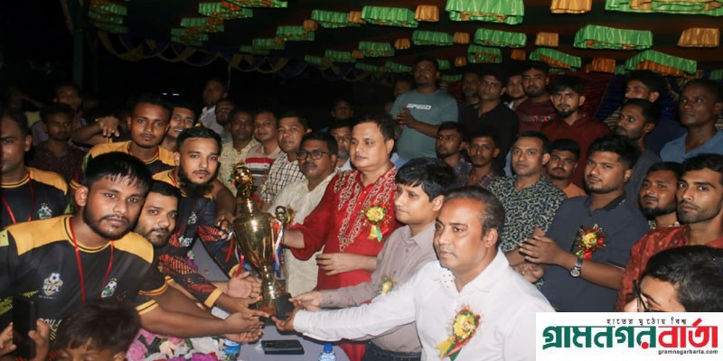 খেলাধুলা সবারই মন ভালো রাখে : সাবেক সংসদ সদস্য মোশারফ হোসেন খেলাধুলা সবারই মন ভালো রাখে : সাবেক সংসদ সদস্য মোশারফ হোসেন