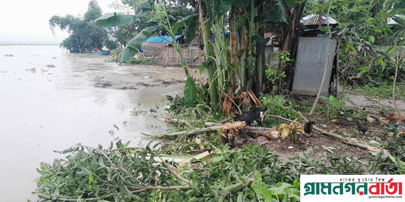 ভারতের পানিতে কাউনিয়ায় বন্যা, ১০টি বাড়ি নদী গর্ভে বিলিন ভারতের পানিতে কাউনিয়ায় বন্যা, ১০টি বাড়ি নদী গর্ভে বিলিন
