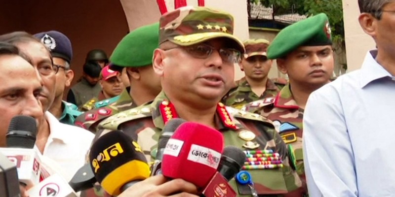 মাঠে আছি, আপনারা নির্ভয়ে পূজামণ্ডপে যাবেন: সেনাপ্রধান মাঠে আছি, আপনারা নির্ভয়ে পূজামণ্ডপে যাবেন: সেনাপ্রধান