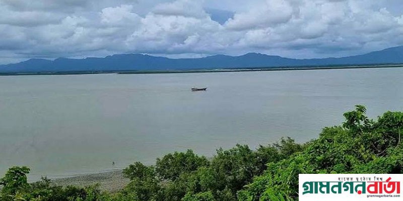মিয়ানমার থেকে বাংলাদেশি মাছ ধরার ট্রলারে গুলিতে জেলে নিহত, গুলিবিদ্ধ ৩ মিয়ানমার থেকে বাংলাদেশি মাছ ধরার ট্রলারে গুলিতে জেলে নিহত, গুলিবিদ্ধ ৩