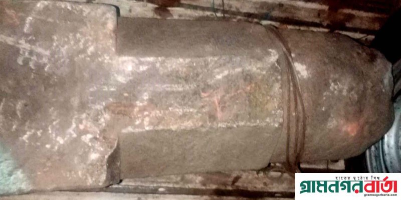 আদমদীঘিতে কষ্টিপাথরের শিবলিঙ্গ উদ্ধার আদমদীঘিতে কষ্টিপাথরের শিবলিঙ্গ উদ্ধার