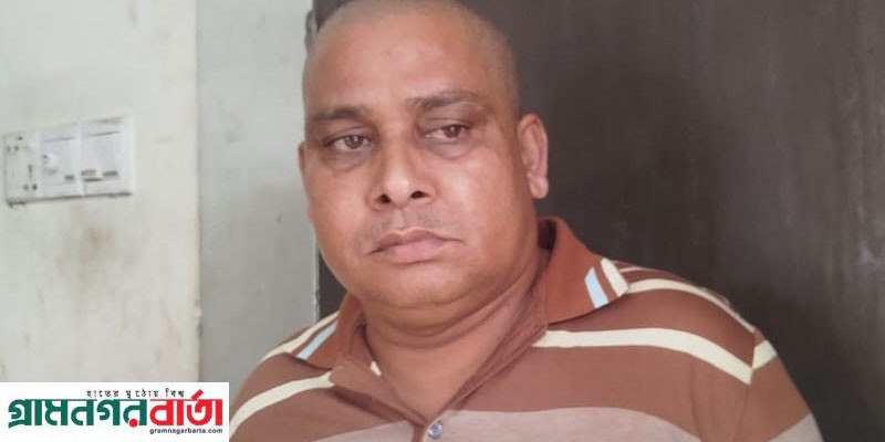 শ্রীনগরে 'মাদক সম্রাট ধর্ম মন্ডল গ্রেফতার শ্রীনগরে 'মাদক সম্রাট ধর্ম মন্ডল গ্রেফতার